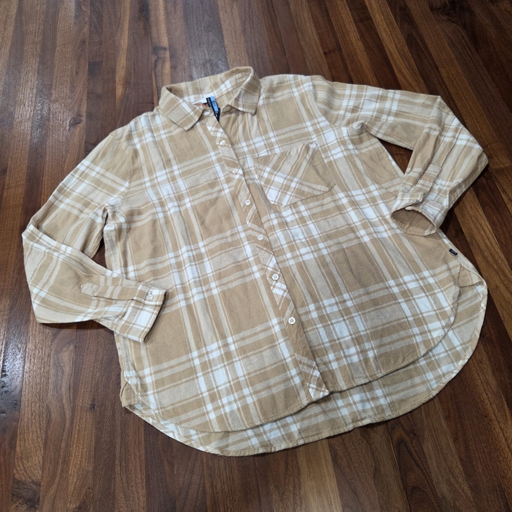 Gap Relaxef Fit Plaid Button Front Flannel Shirt Size Large NWT